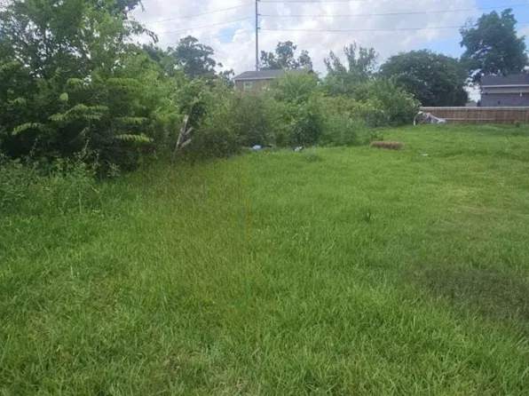 7521 Fawnridge Dr, Houston, TX 77028