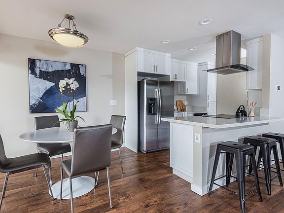5th image of 347 Massol Ave APT 603