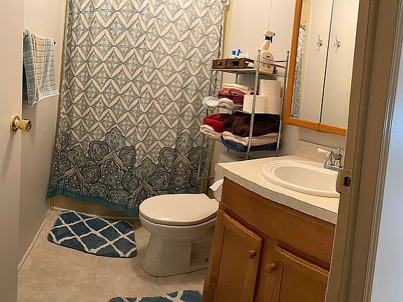 2nd image of 118 Taho Cir