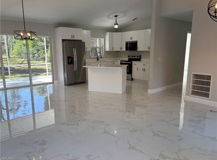 4430 18th Ave NE, Naples, FL 34120