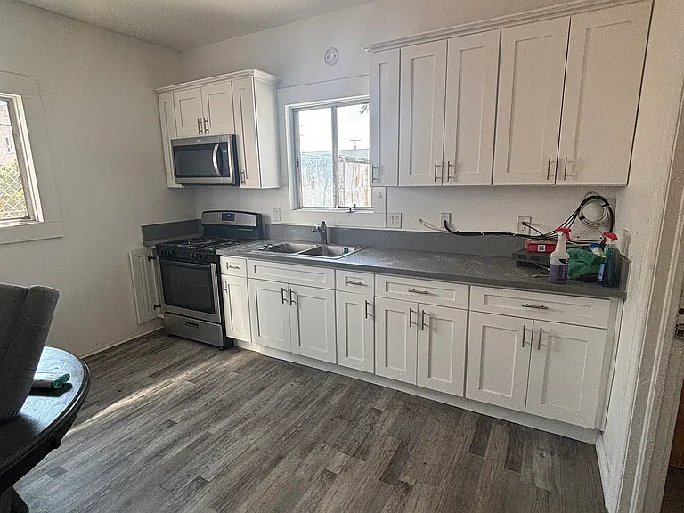 2515 S Catalina St #1 — Photo 13