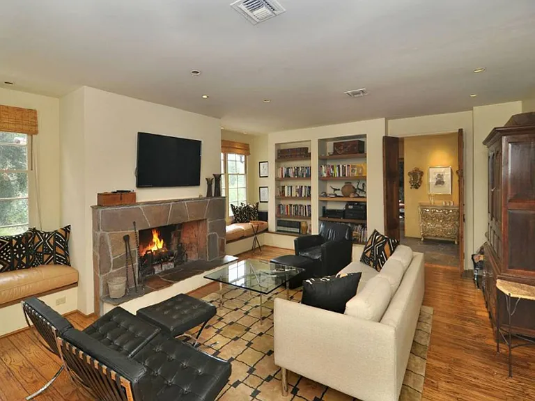 5537 Round Meadow Rd — Photo 11