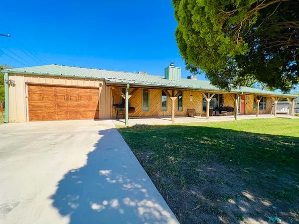 2508 Arkansas St W, Carlsbad, NM 88220