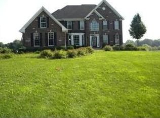 40W940 Campton Trail Rd, St Charles, IL 60175