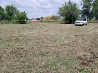 114 1/2 E Center St, Lexington, OK 73051