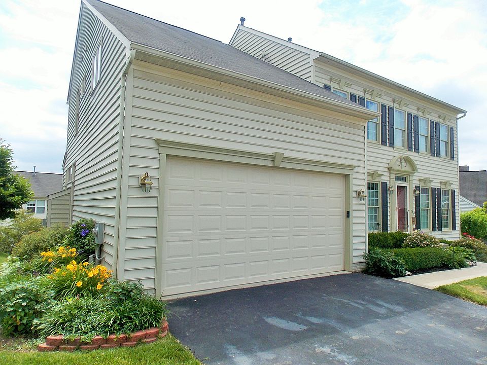2nd image of 6310 Knollwood Dr