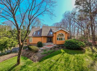 4 Ernest Court, Kings Park, NY 11754
