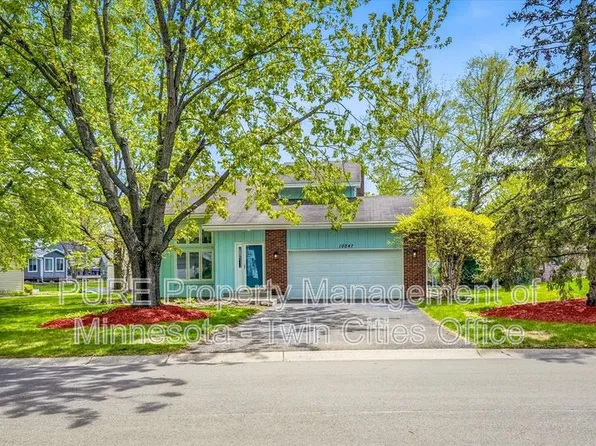 10247 Nottingham Trl, Eden Prairie, MN 55347
