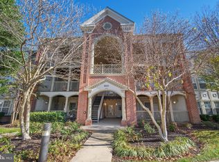6602 Thackwell Way APT 2D, Alexandria, VA 22315