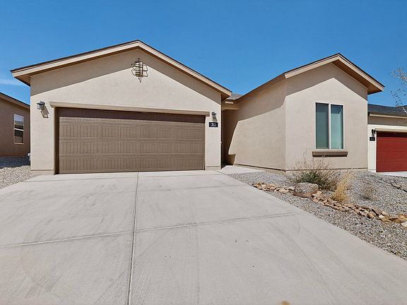 3rd image of 211 Prism Ave SW