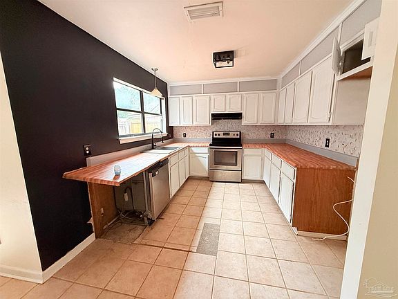 3rd image of 7471 Northpointe Blvd