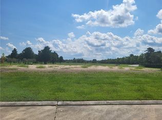 2 Eagle Point Ln, New Orleans, LA 70131