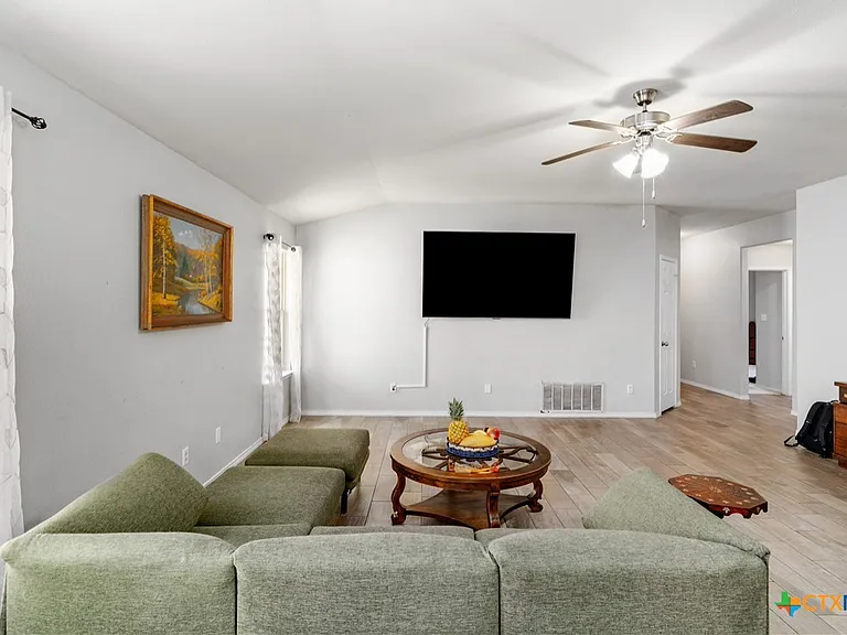 5634 Stonehaven Dr — Photo 12