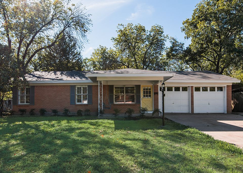 1st image of 214 Turtle Creek Dr