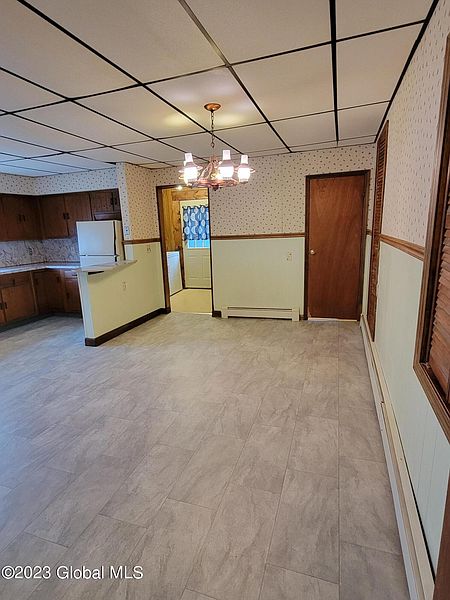 4th image of 270 4th Avenue