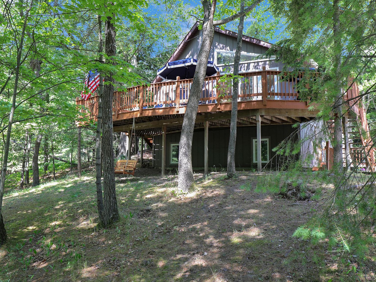 5700 W Lakeshore Ct, Pentwater, MI 49449 Zillow