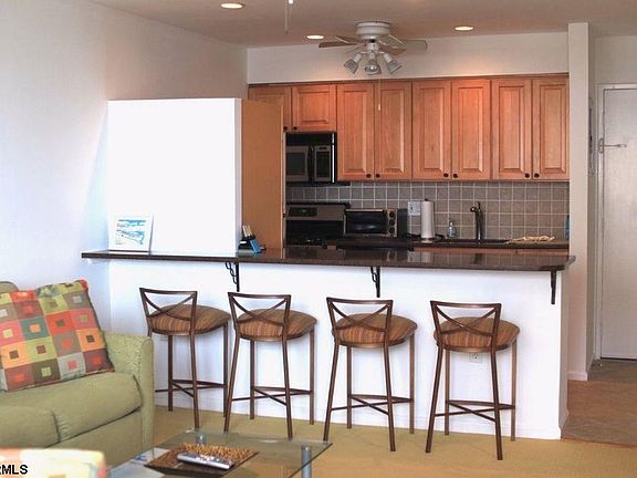 5th image of 9300 Atlantic Ave APT 327