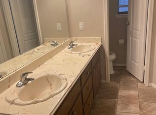 401 Tudor Ct, Deer Park, TX 77536