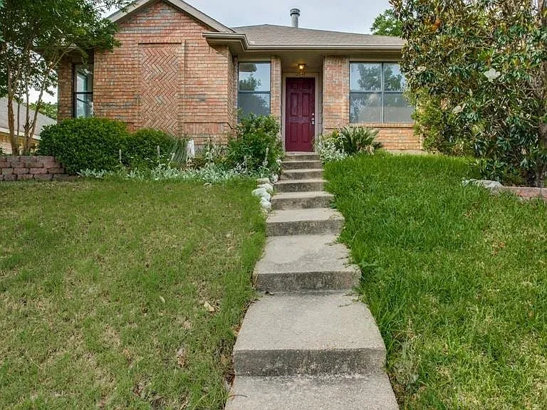 1708 Beau Ct — Photo 34