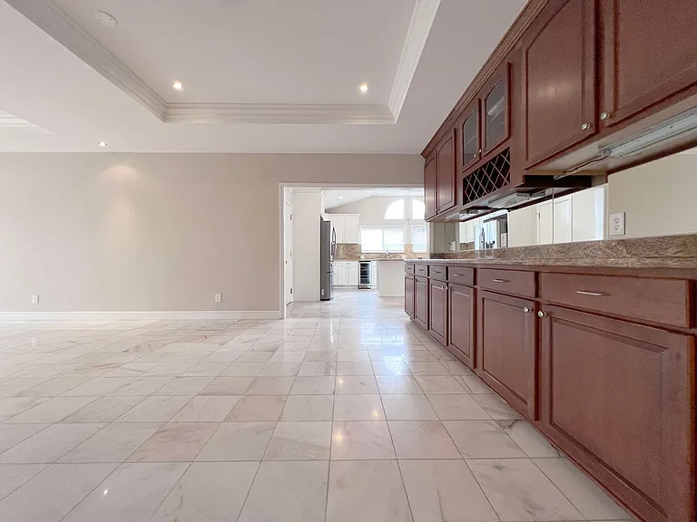 9362 Leilani Dr — Photo 8