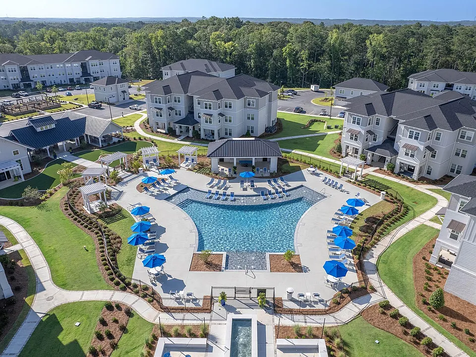 Greystone at Mulberry Grove