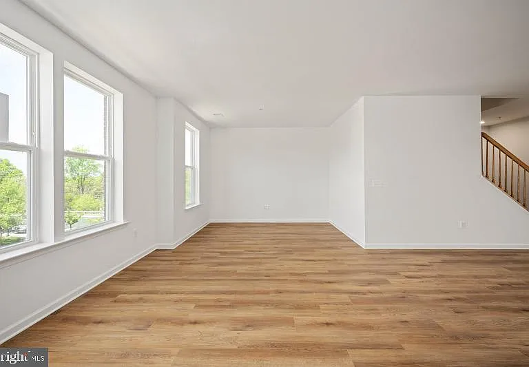 2534 Neabsco Common Pl — Photo 26
