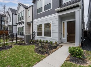 717 Strawberry Pines Ct, Houston, TX 77009