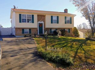 29541 Arlington Ct, Mechanicsville, MD 20659