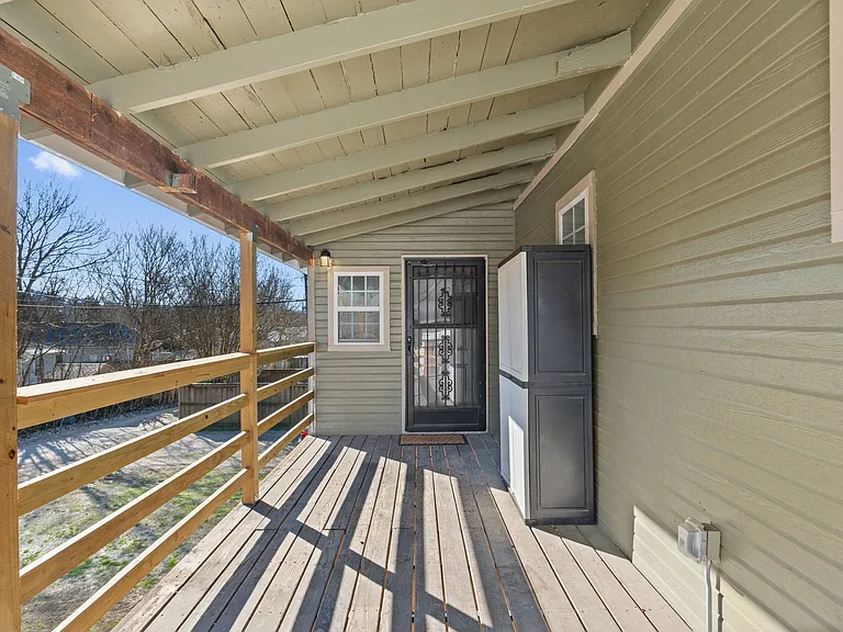 4910 Saint Elmo Ave — Photo 16