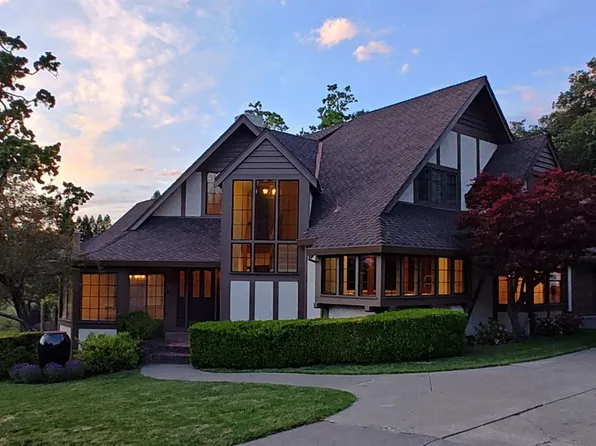 3541 Golf View Terrace, Santa Rosa, CA 95405