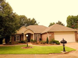 105 Brookside Cir, Clinton, MS 39056