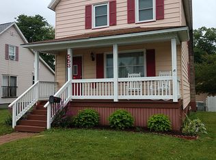 553 Cherry St, Negaunee, MI 49866