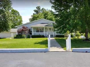 13179 Lakeview Dr, Creal Springs, IL 62922