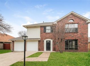 414 Clayton St, Grand Prairie, TX 75052