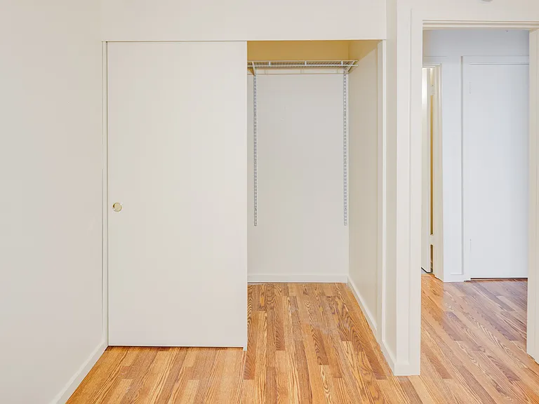 2511 Howard Ave #21 — Photo 28