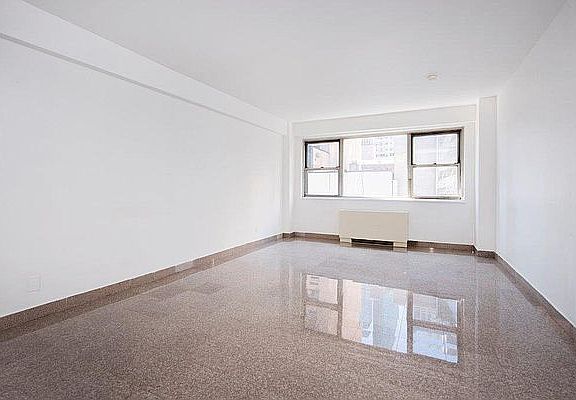 3rd image of 321 E 48th St APT 7E