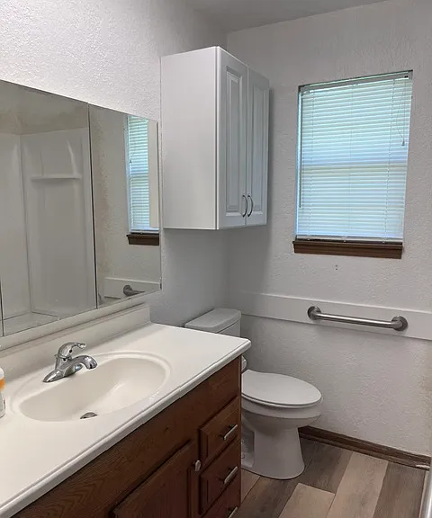 7844 Oakland Dr — Photo 8