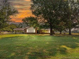 402 N East St, Strang, OK 74367