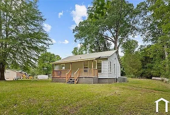 1252 Dogwood Rd — Photo 3