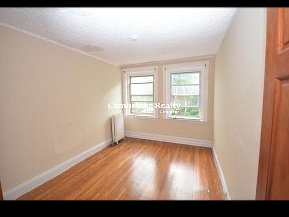 3rd image of 244 Kelton St #16T