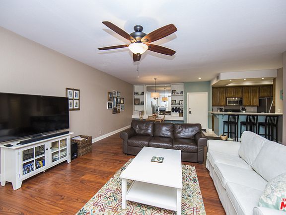 3rd image of 12355 Chandler Blvd #106