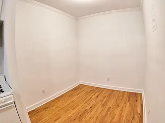 Rented by Urban Real Estate Inc