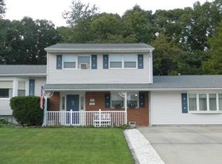 70 Kierst St, Parlin, NJ 08859