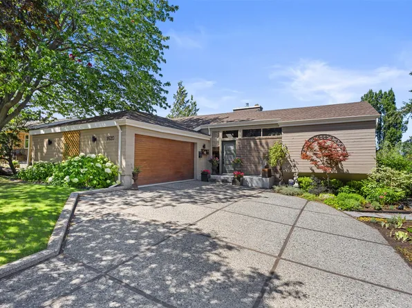 1620 Farnham Wynd, Kamloops, BC V2E 1L7