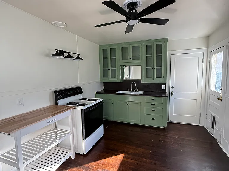 704 Boland St — Photo 3