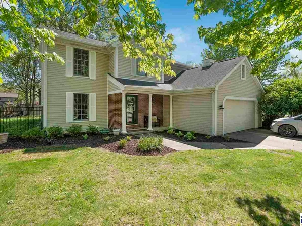 62 Ridgecrest Ct, Terre Haute, IN 47802