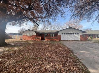 1010 Cardinal Pl, Enid, OK 73703