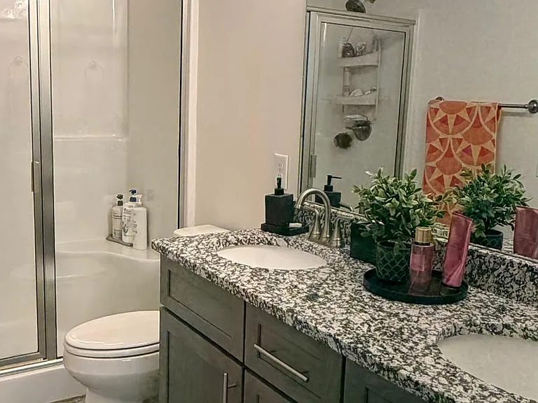 2420 Danilynn Dr — Photo 20