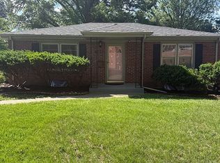 4721 Valley Rd, Lincoln, NE 68510