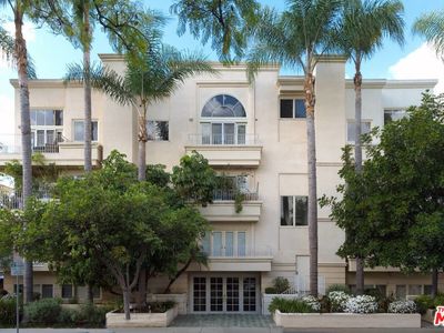 435 Arnaz Dr APT 303, Los Angeles, CA, 90048
